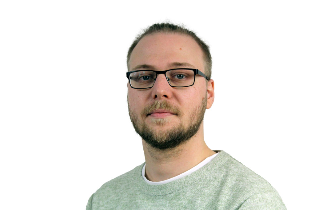 Dennis Zacher AVO